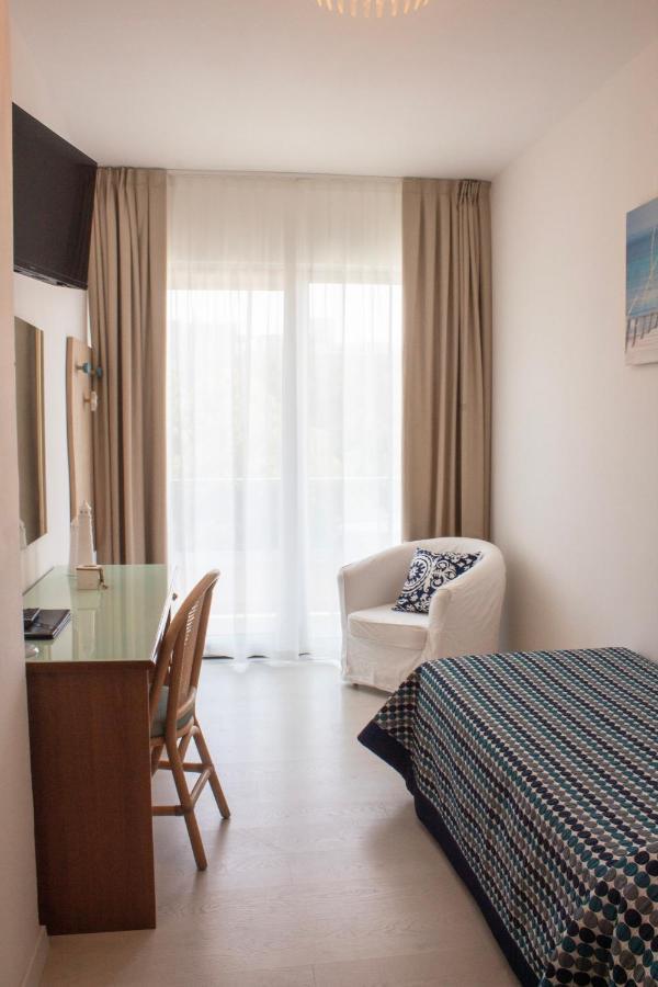 ביביונה Hotel Hiki 3 Superior מראה חיצוני תמונה